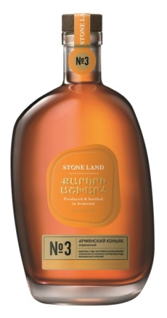 Коньяк армянский Страна Камней №3 3 года 0,5л