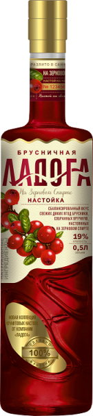 Настойка сладкая Брусничная Ладога 0,5л