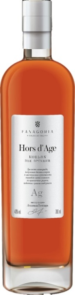 Коньяк Фанагория Вне Времени 7 лет 0,7л