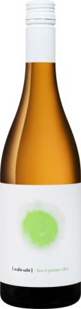 Вино Ваби-Саби Лав Энд Пэшн белое сухое 0,75л